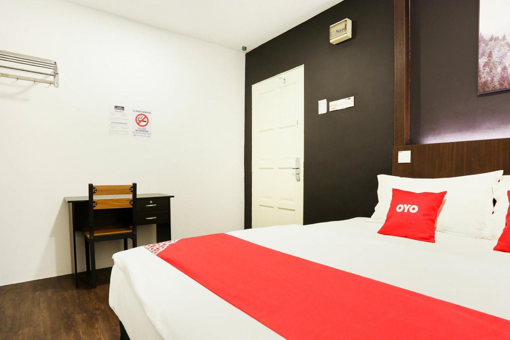 Oyo 90460 Hotel Kl2F Rest & Go Shah Alam Buitenkant foto