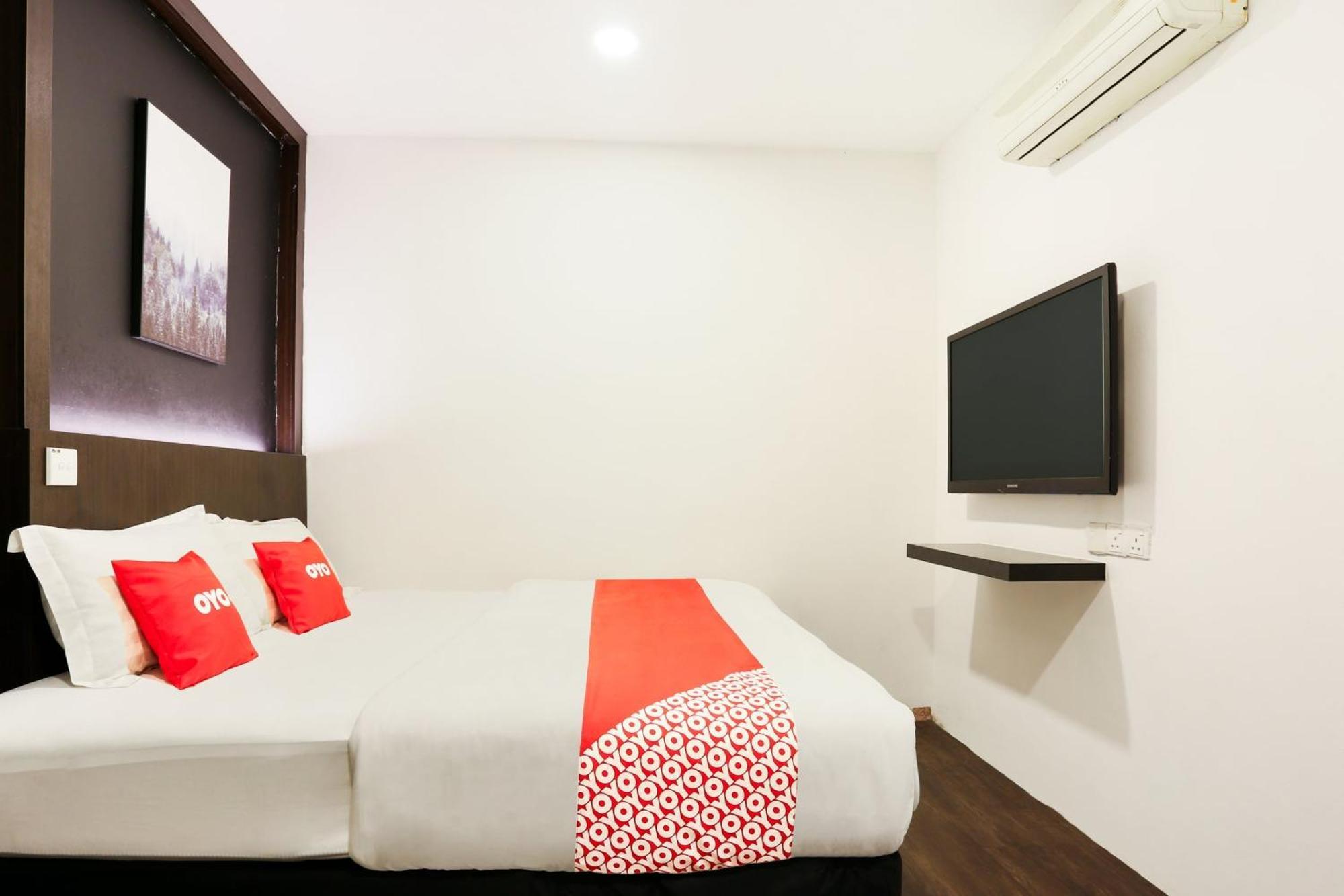 Oyo 90460 Hotel Kl2F Rest & Go Shah Alam Buitenkant foto