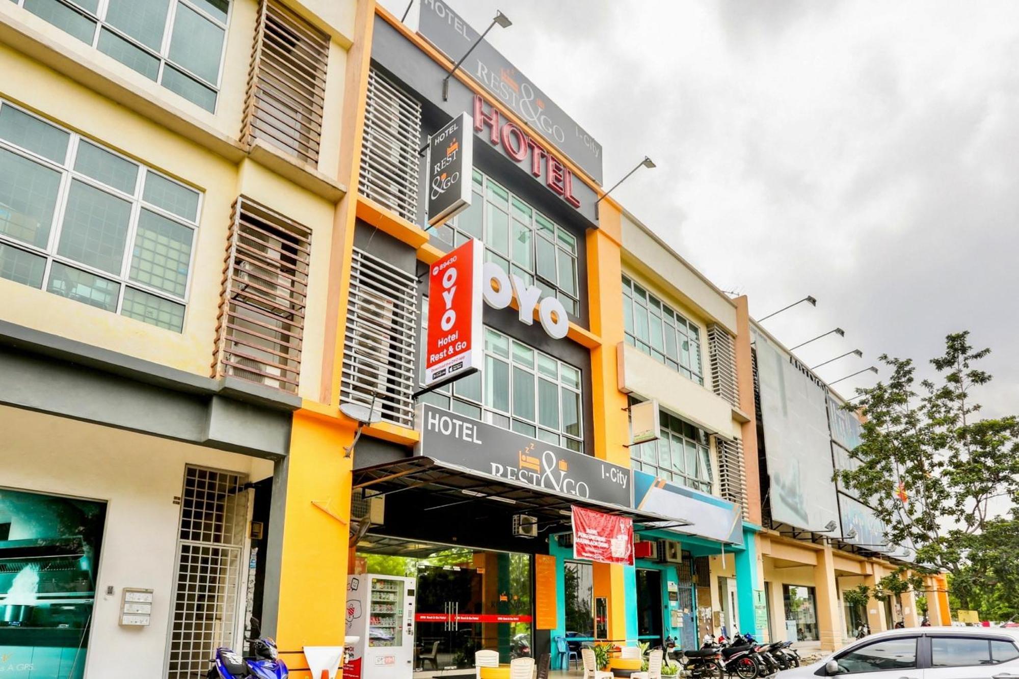 Oyo 90460 Hotel Kl2F Rest & Go Shah Alam Buitenkant foto