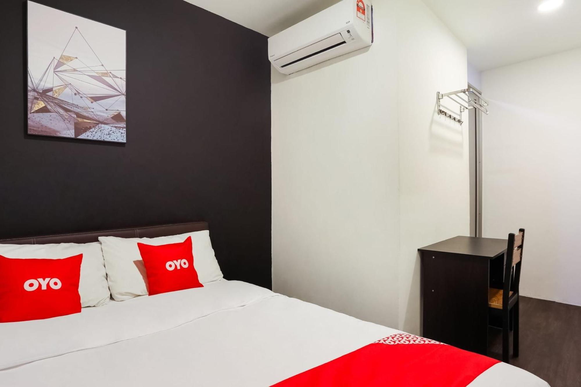 Oyo 90460 Hotel Kl2F Rest & Go Shah Alam Buitenkant foto