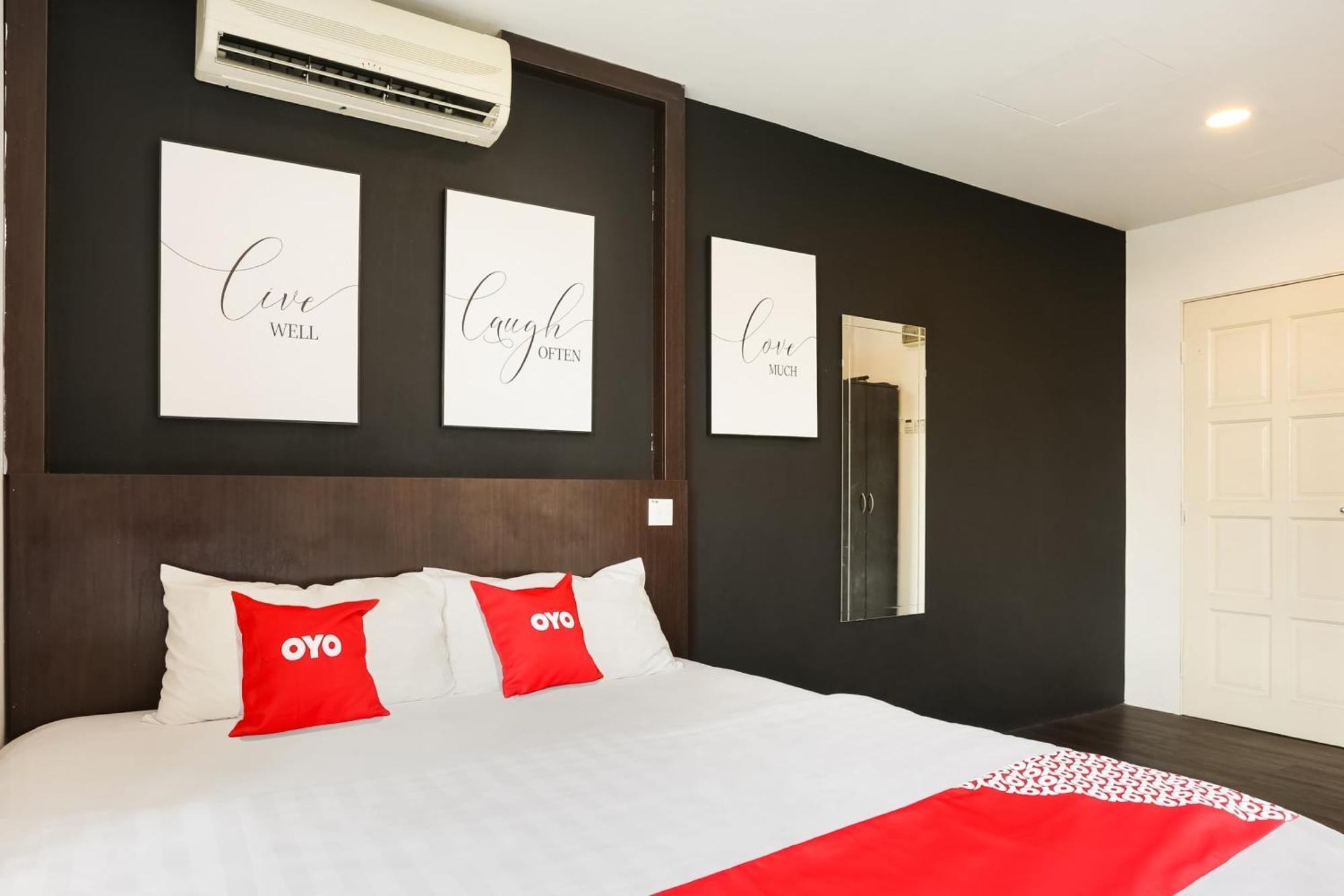 Oyo 90460 Hotel Kl2F Rest & Go Shah Alam Buitenkant foto